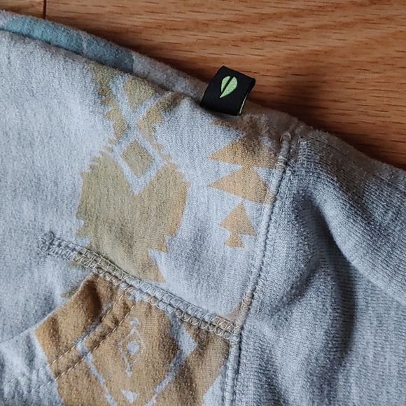 Boathouse.  Women's hoodie. Aztec/ Boho print. Size small. - Picture 3 of 6